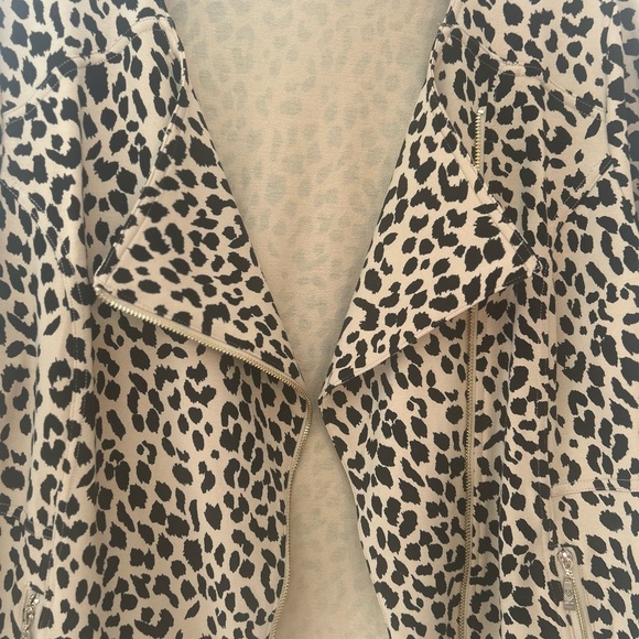 Belle by Kim Gravel Tan Leopard Print Moto Jacket - Picture 8 of 15
